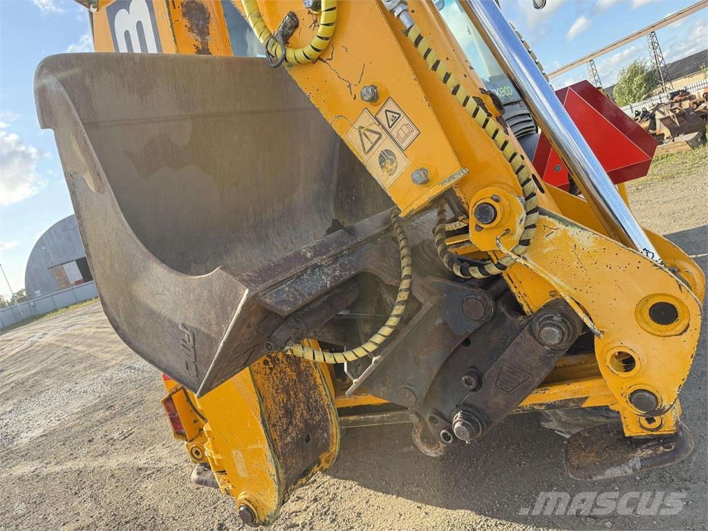 JCB 4 CX , quick coupler front & b Buldoexcavatoare