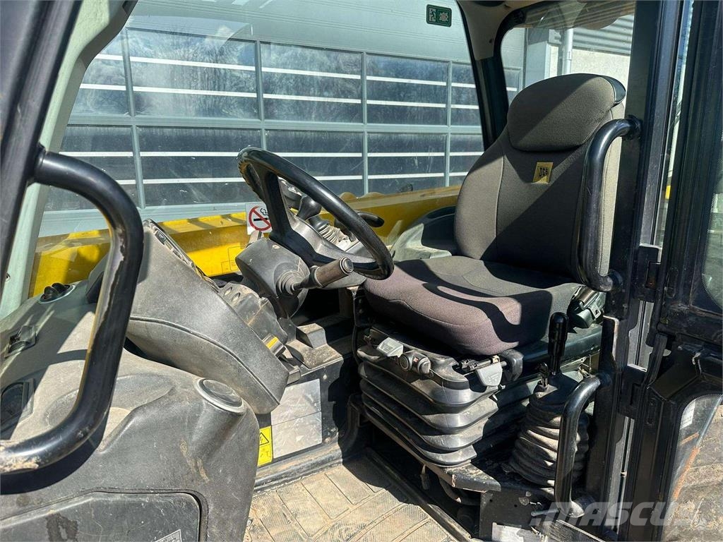 JCB 541-70 agri super Pale frontali e scavatori
