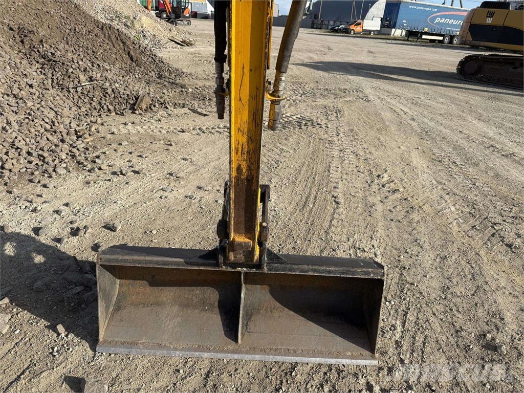 JCB 8025 ZTS , 3 ton Nauji viksrai Excavadoras sobre orugas