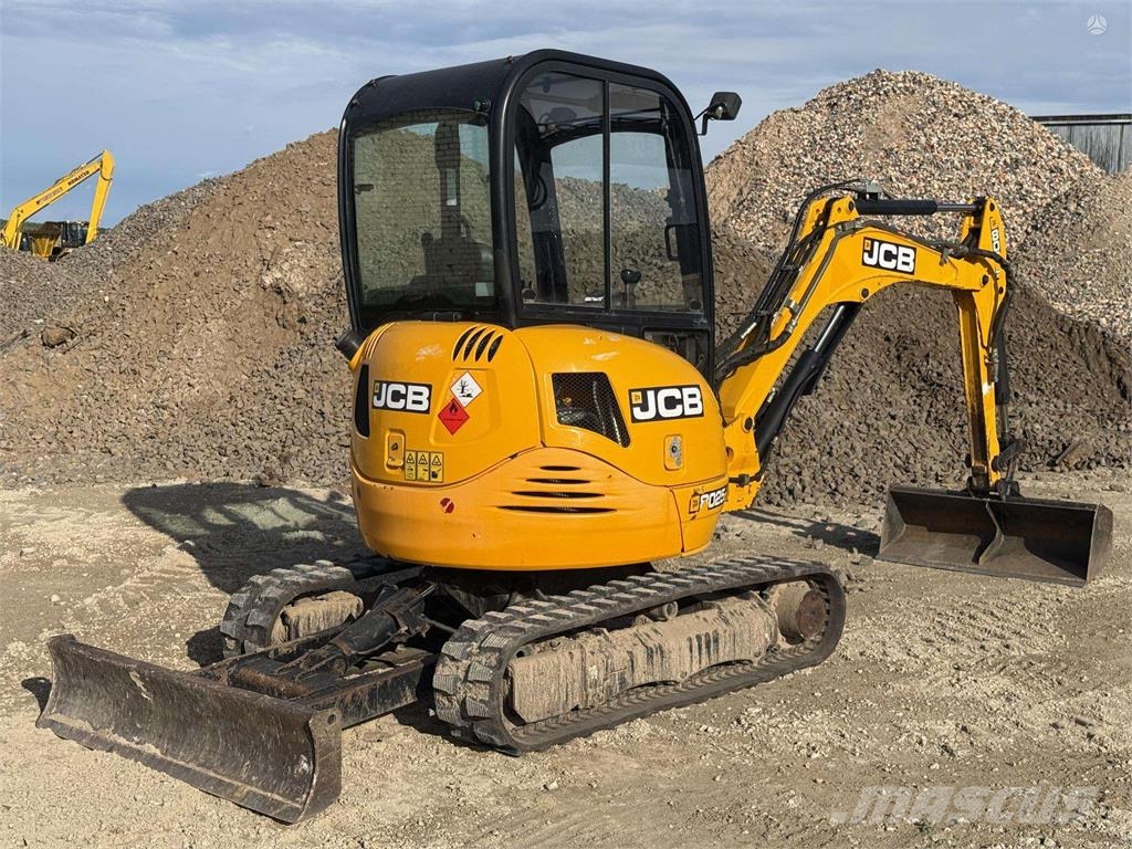 JCB 8025 ZTS , 3 ton Nauji viksrai Excavadoras sobre orugas