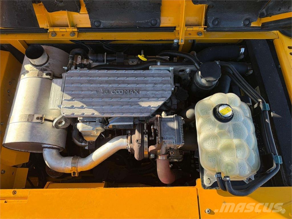 JCB JS 175 W Engcon + grapple Wielgraafmachines