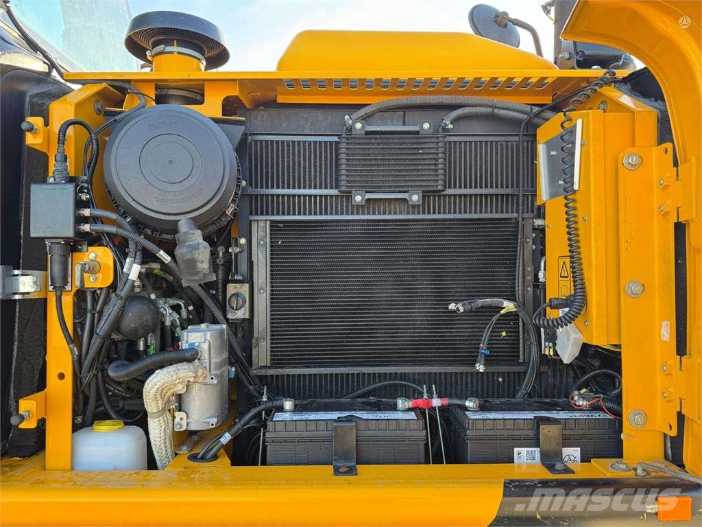 JCB JS 175 W Engcon + grapple Wielgraafmachines