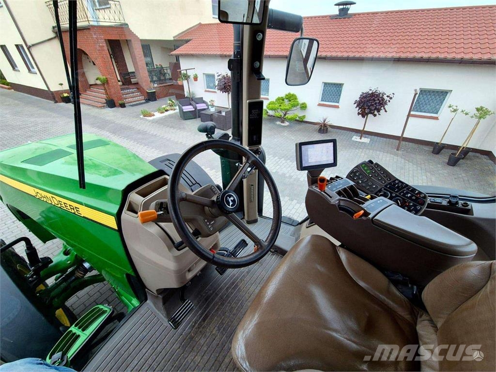 John Deere 8260R Tratores Agrícolas usados