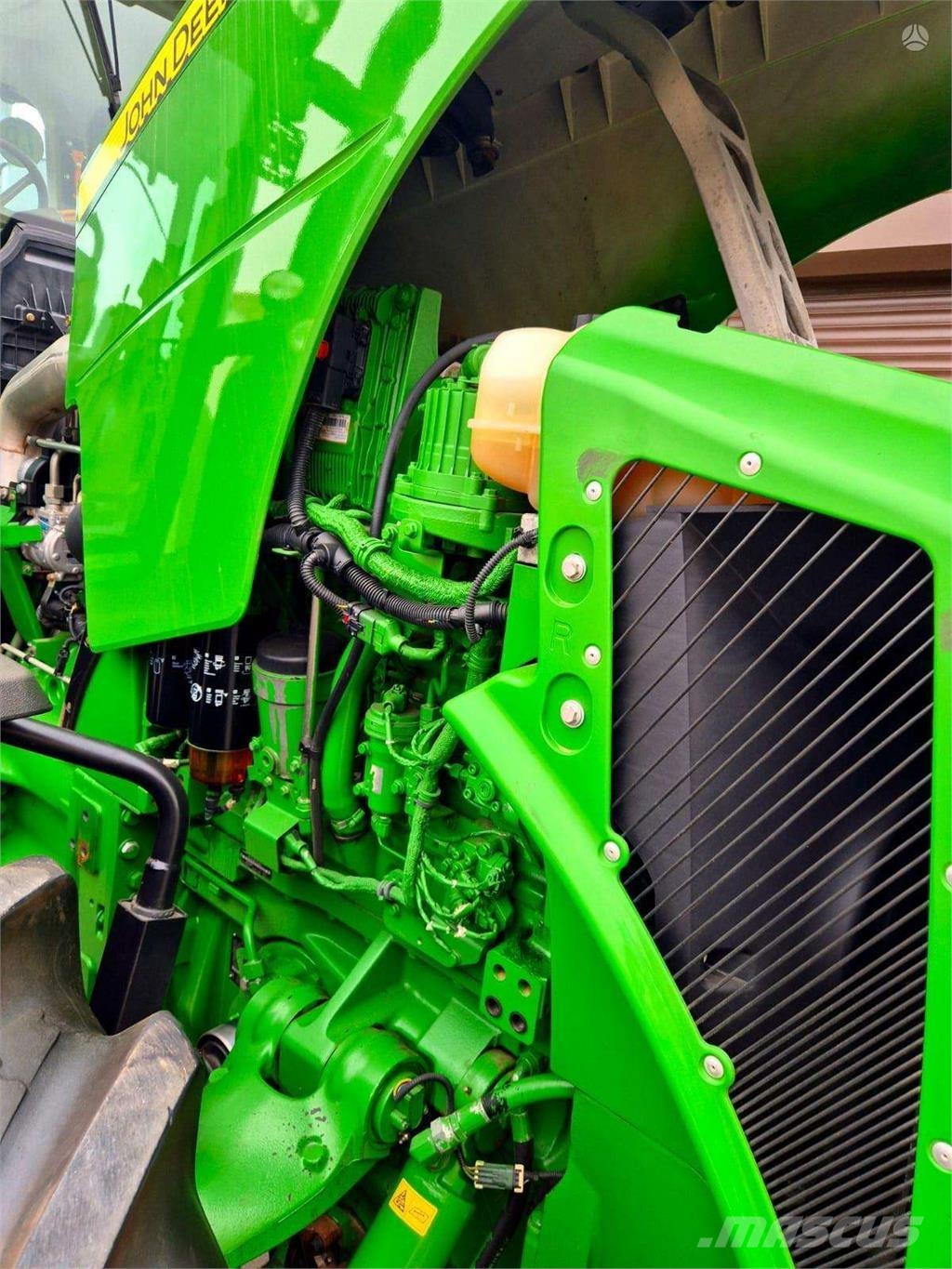 John Deere 8260R Tratores Agrícolas usados