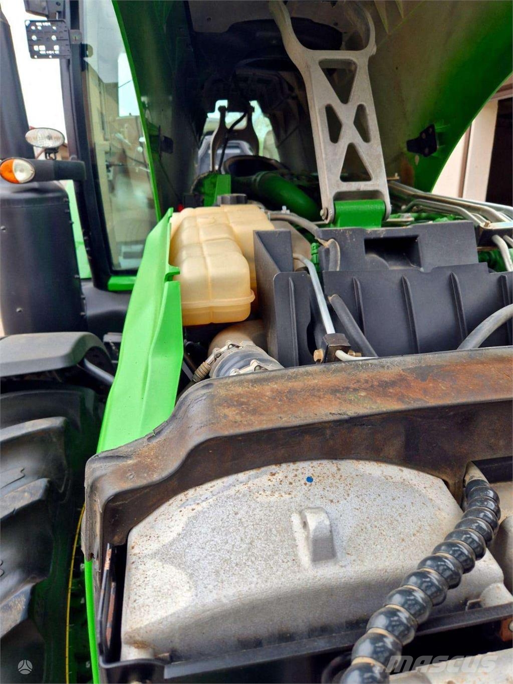John Deere 8260R Tratores Agrícolas usados