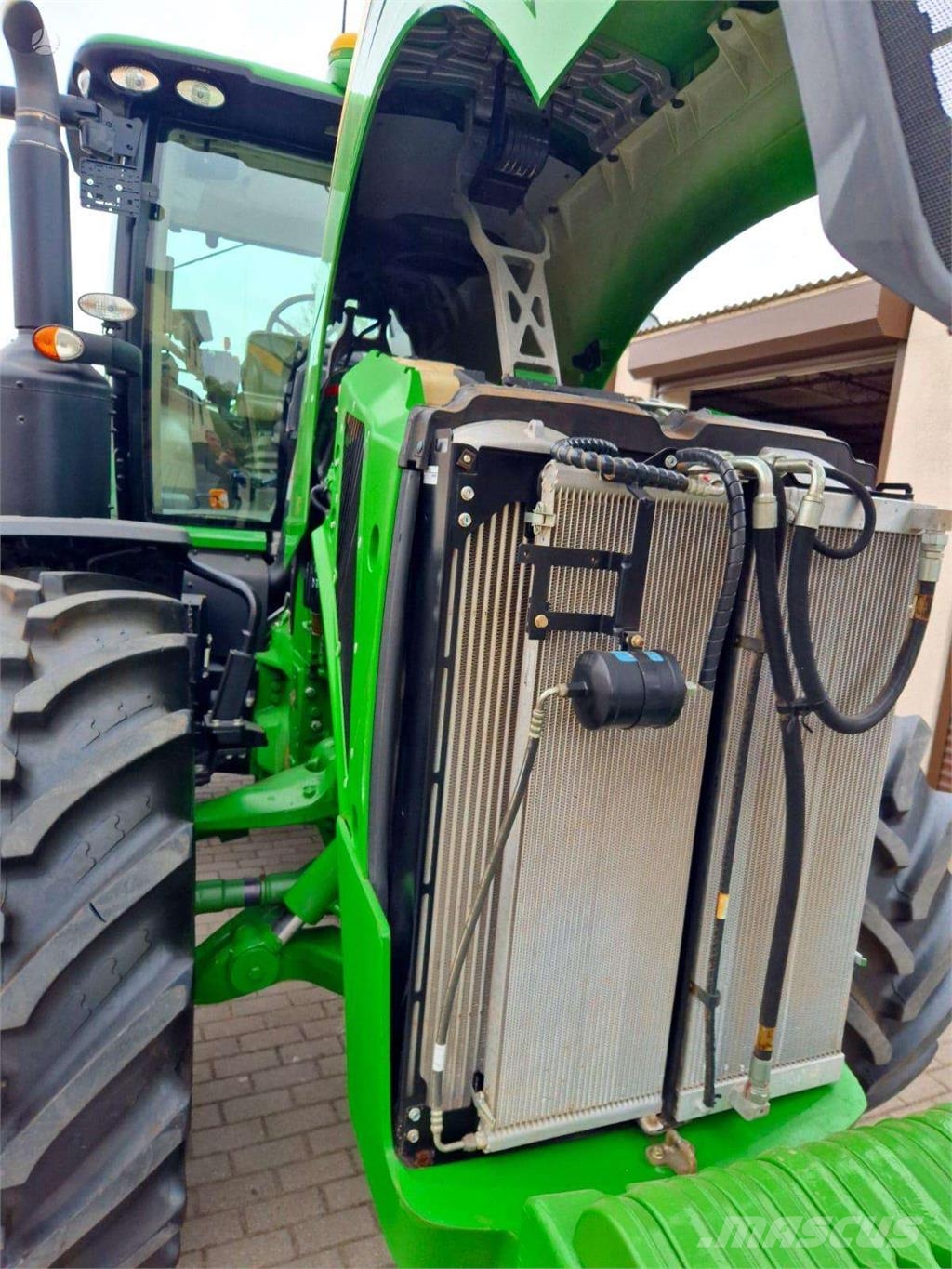 John Deere 8260R Tratores Agrícolas usados