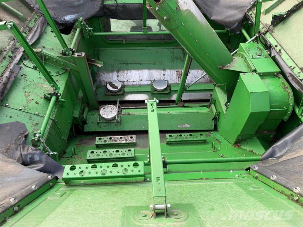 John Deere S785 4WD Ražas novākšanas kombaini