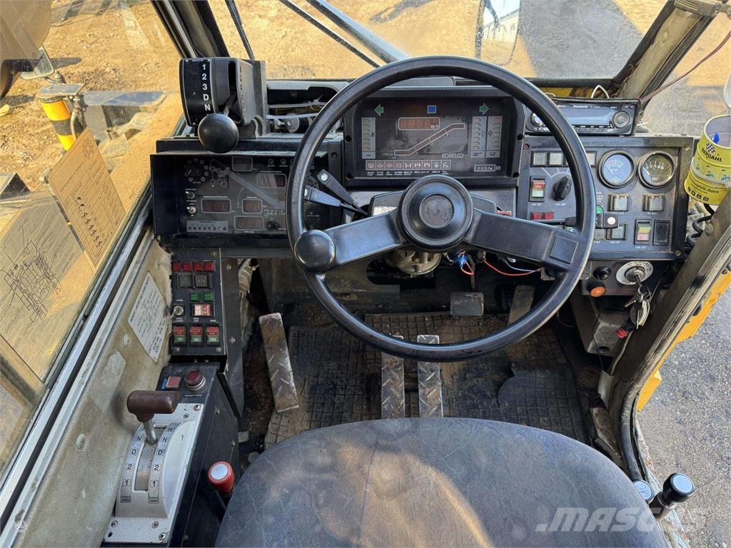 Kobelco RK250 Grúas autopropulsadas