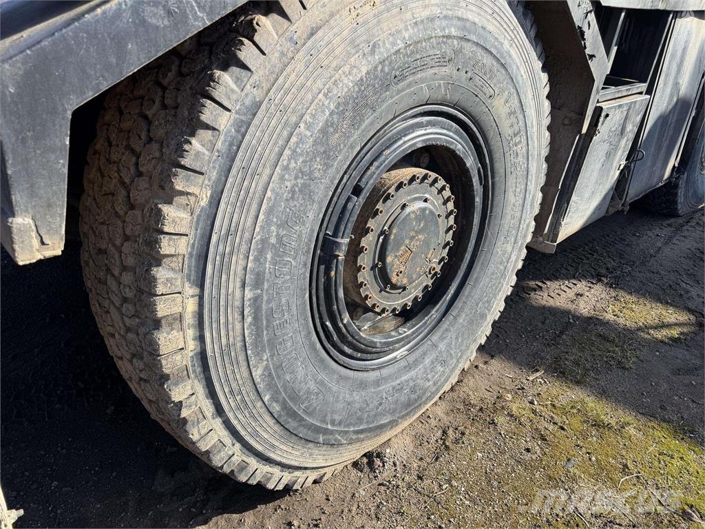 Kobelco RK250 Grúas autopropulsadas