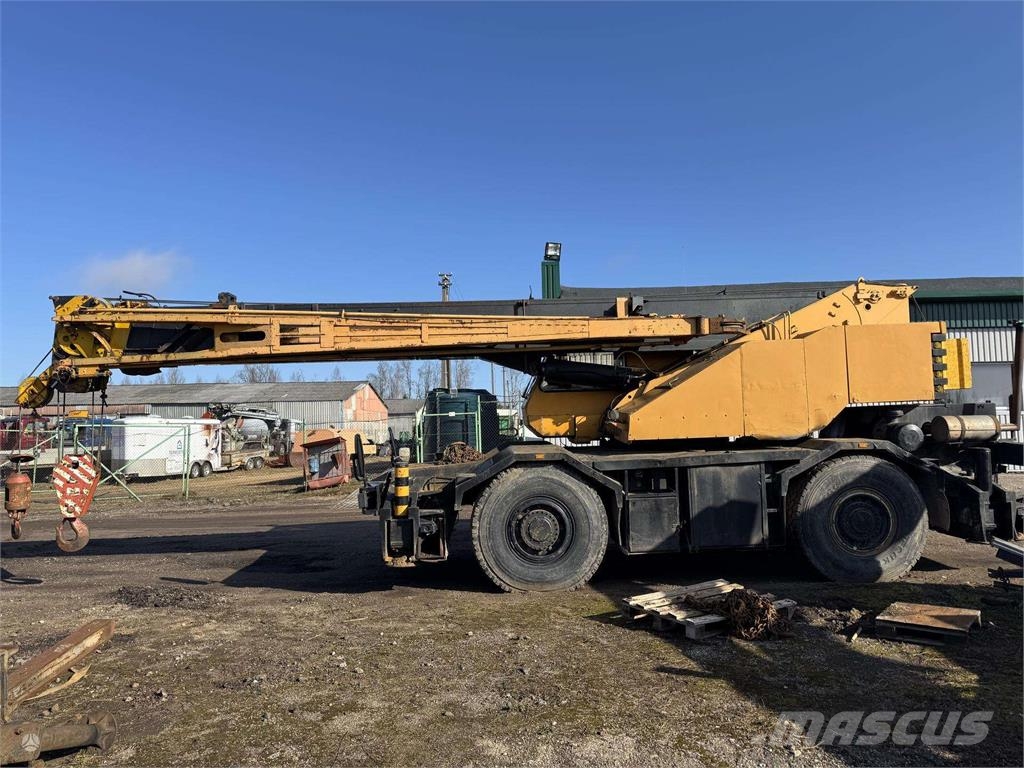 Kobelco RK250 Grúas autopropulsadas