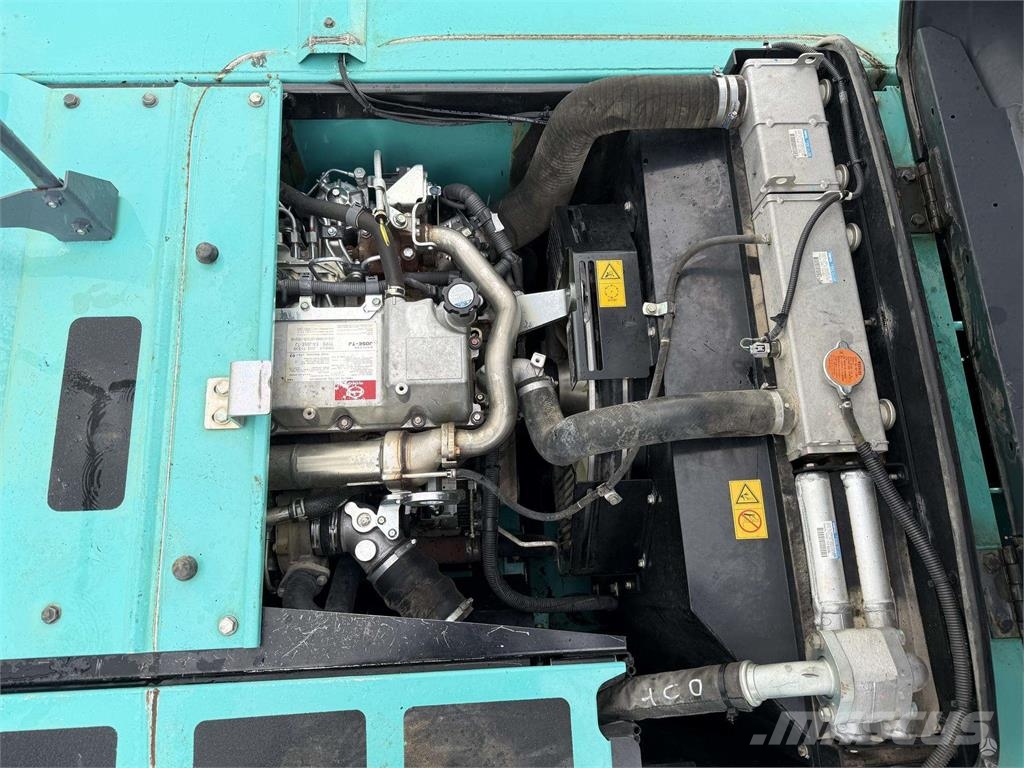 Kobelco SK 210 LC-9 , 800 mm Excavadoras sobre orugas