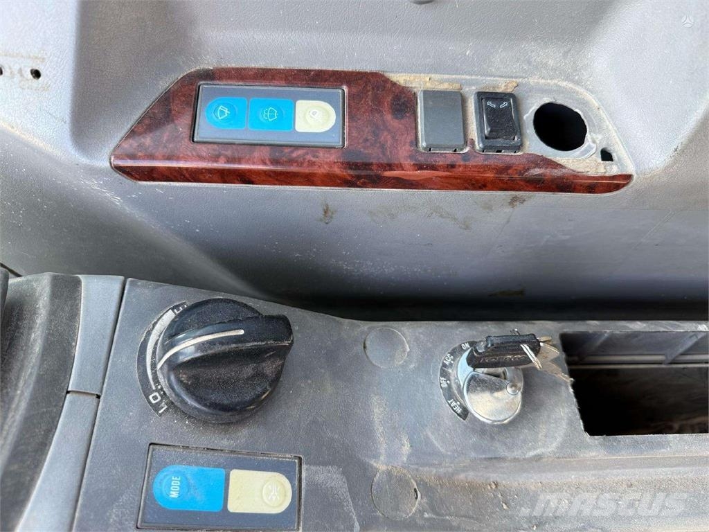 Kobelco SK 250 NLC-6 FOR SPARE PARTS Kāpurķēžu ekskavatori