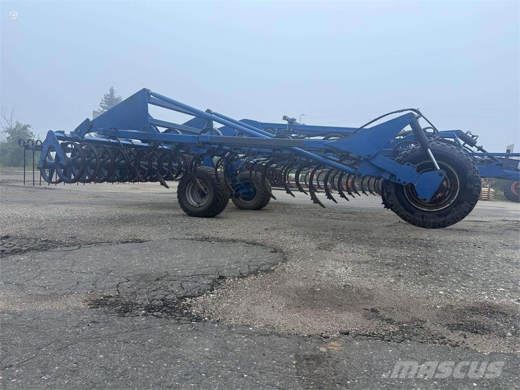 Köckerling Allrounder 750 كاسحات