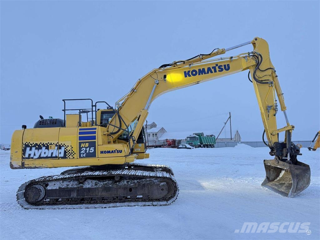 Komatsu HB 215 LC-2 حفارات زحافة
