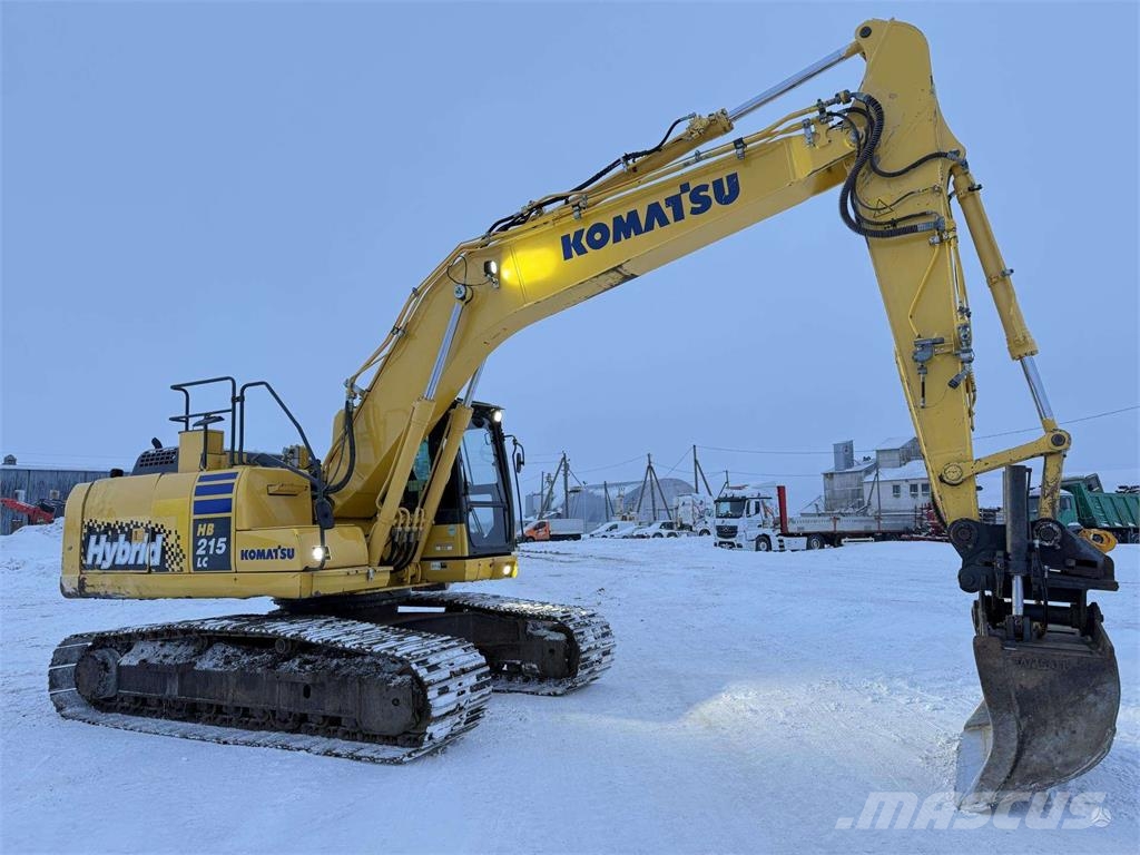 Komatsu HB 215 LC-2 حفارات زحافة