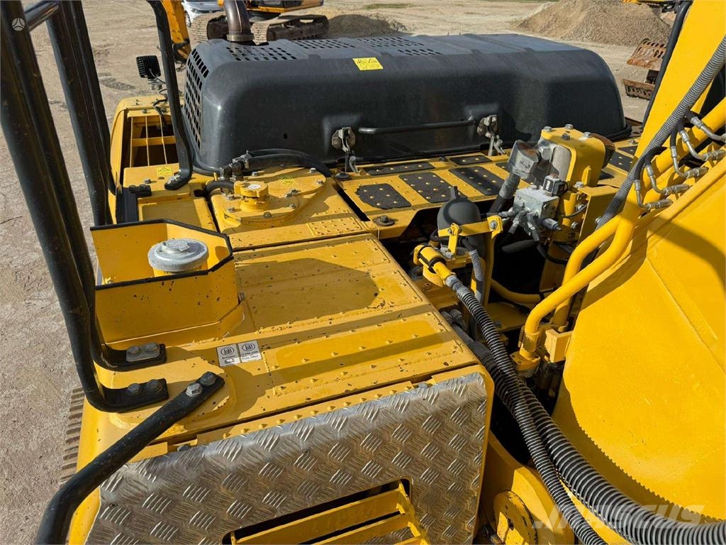Komatsu PC 240 LC-10 ENGCON ROTOTILT حفارات زحافة