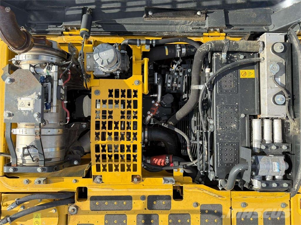 Komatsu PC 240 LC-10 ENGCON ROTOTILT حفارات زحافة