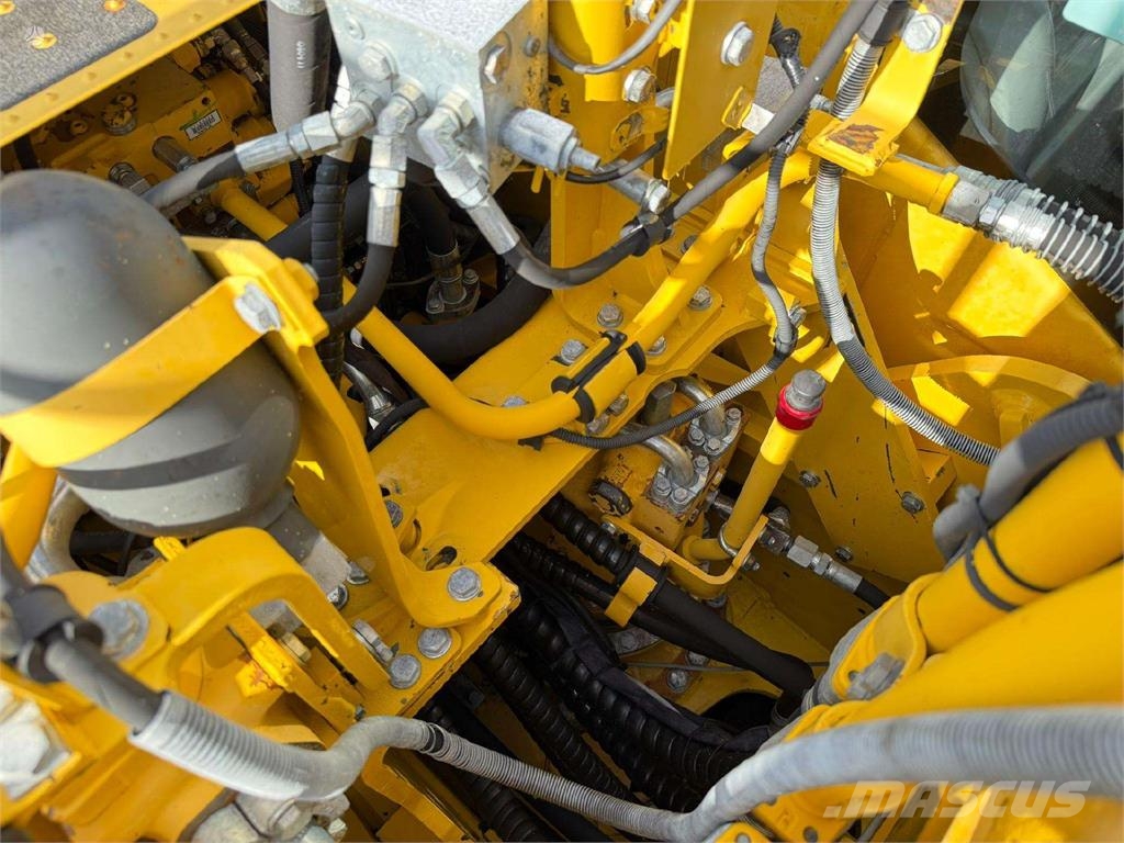 Komatsu PC 240 LC-10 ENGCON ROTOTILT حفارات زحافة