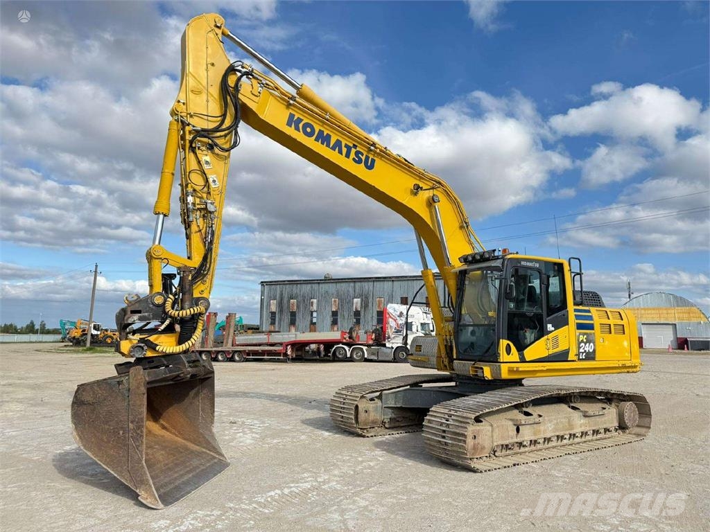 Komatsu PC 240 LC-10 ENGCON ROTOTILT حفارات زحافة
