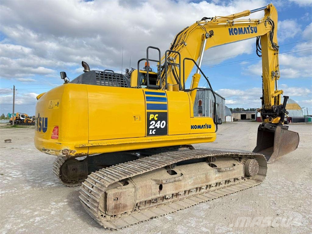 Komatsu PC 240 LC-10 ENGCON ROTOTILT حفارات زحافة