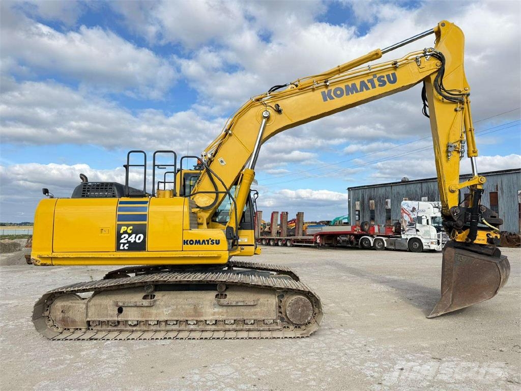 Komatsu PC 240 LC-10 ENGCON ROTOTILT حفارات زحافة