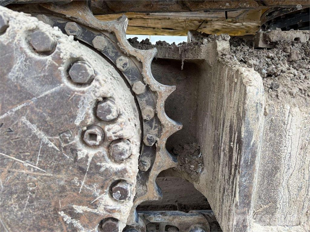 Komatsu PC 360 LC-10 حفارات زحافة