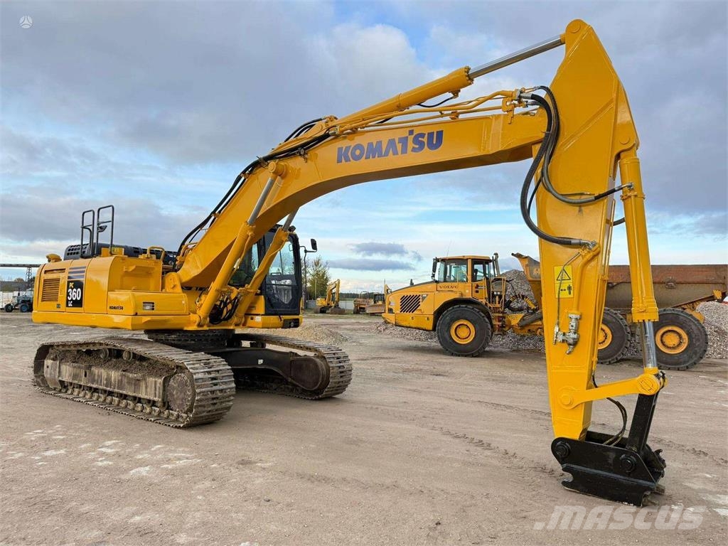 Komatsu PC 360 LC-10 حفارات زحافة