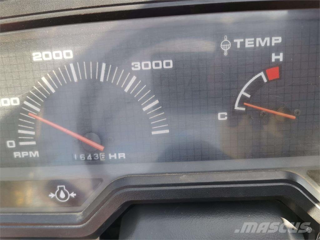Kubota GT3 Traktori