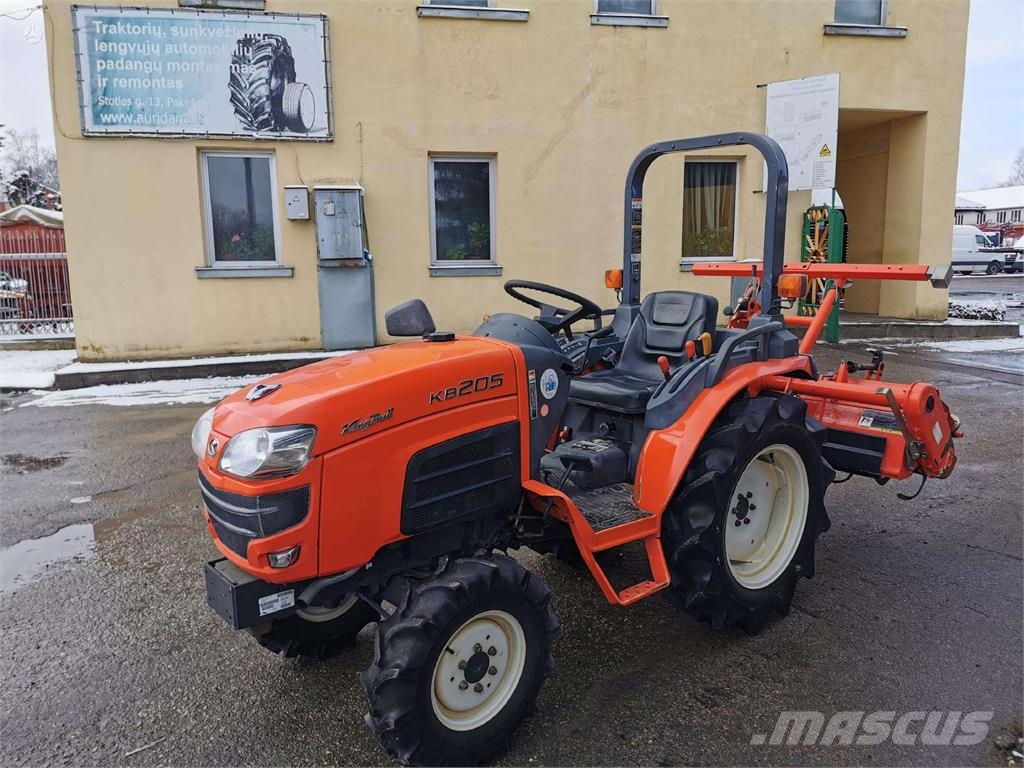 Kubota kb 205 Traktori