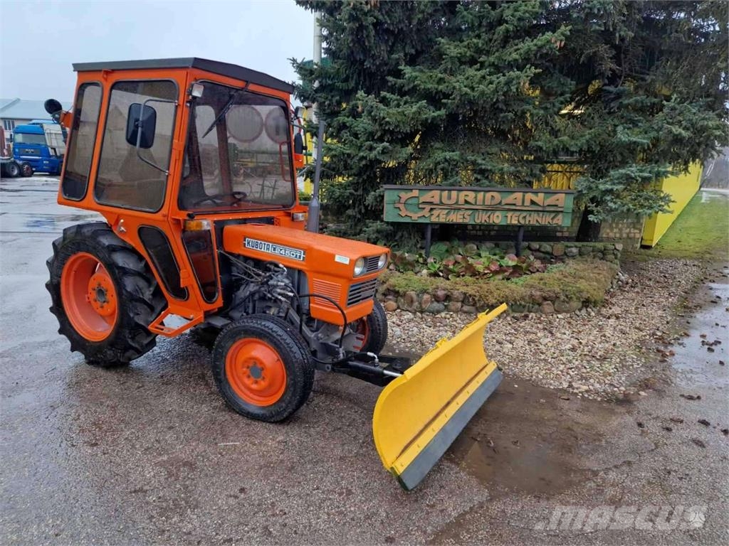 Kubota L245dt Traktorer
