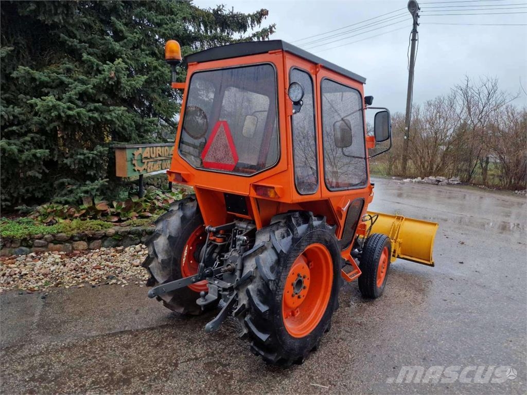 Kubota L245dt Traktorer