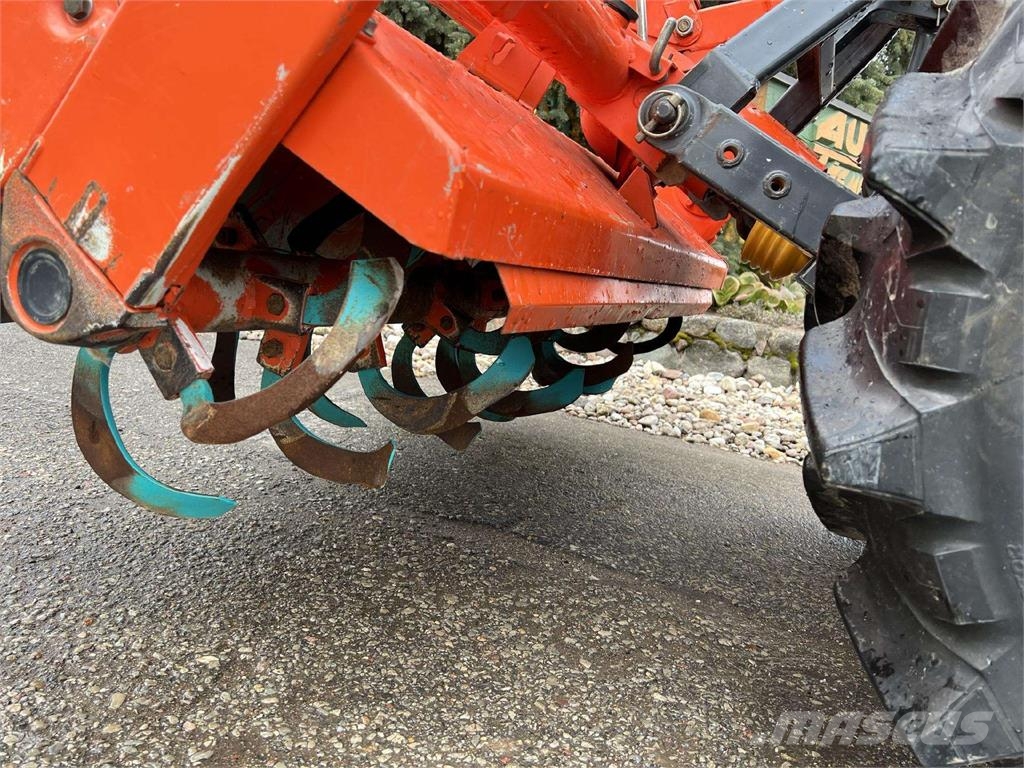 Kubota Saturn X-20 الجرارات