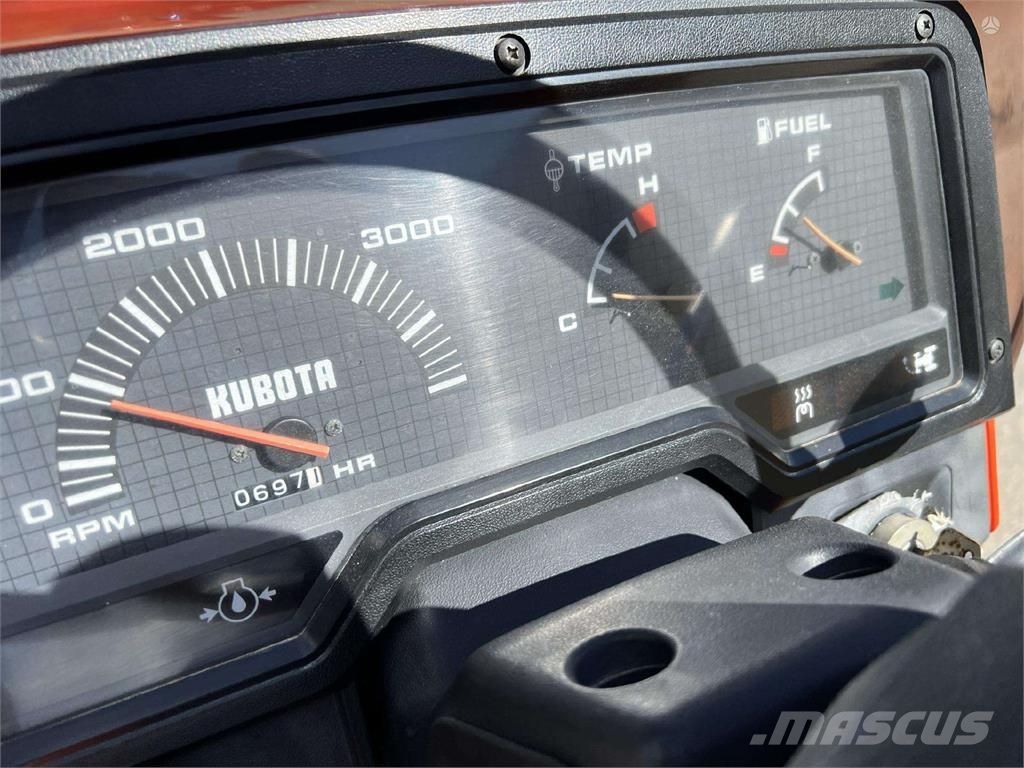 Kubota X-20 Saturn Tractors
