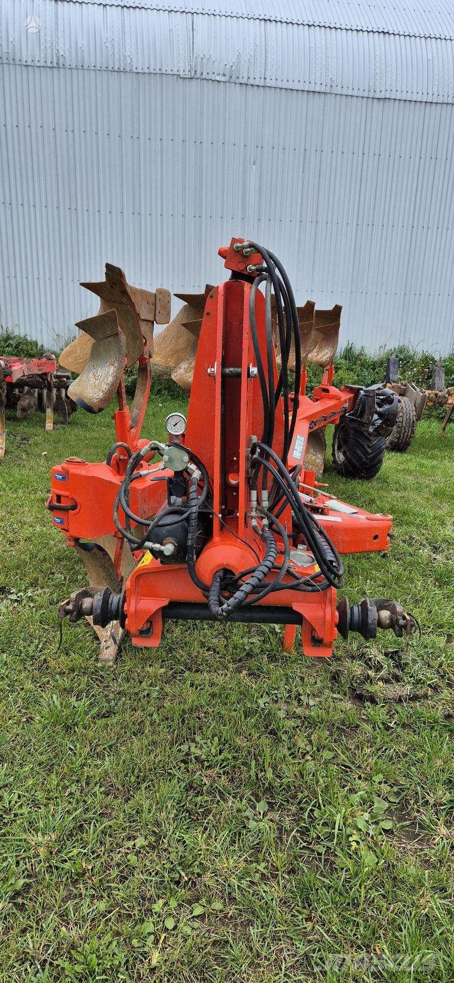 Kuhn VARI-MASTER 153 5 Korpusų Obični plugovi
