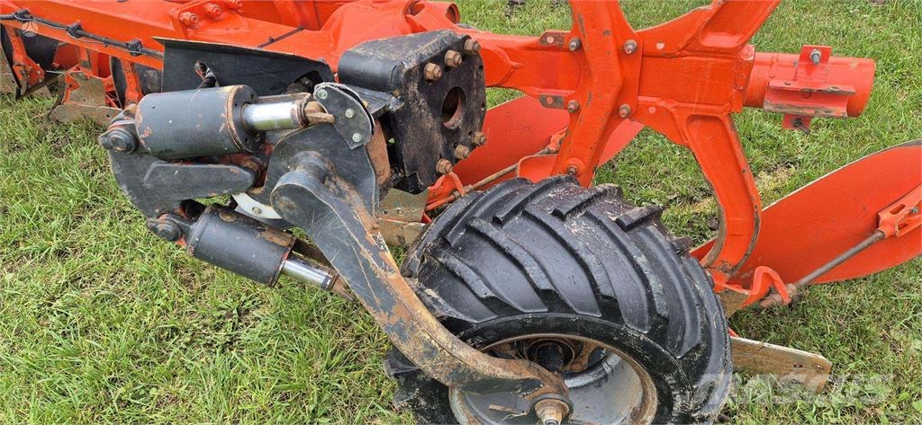 Kuhn VARI-MASTER 153 5 Korpusų Obični plugovi
