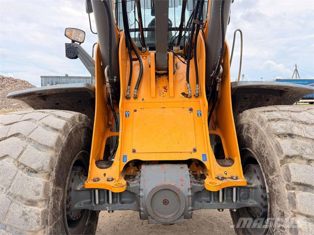 Liebherr L 566 , 5m3 quick coupler Kolesni nakladalci