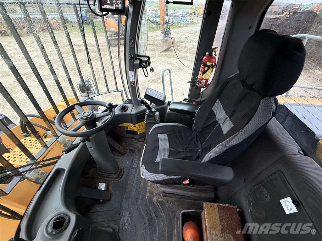 Liebherr L 566 , NR 2 quick coupler Radlader