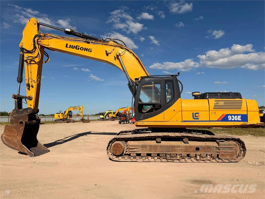 LiuGong CLG 936 E ( komatsu ) Pásová rýpadla