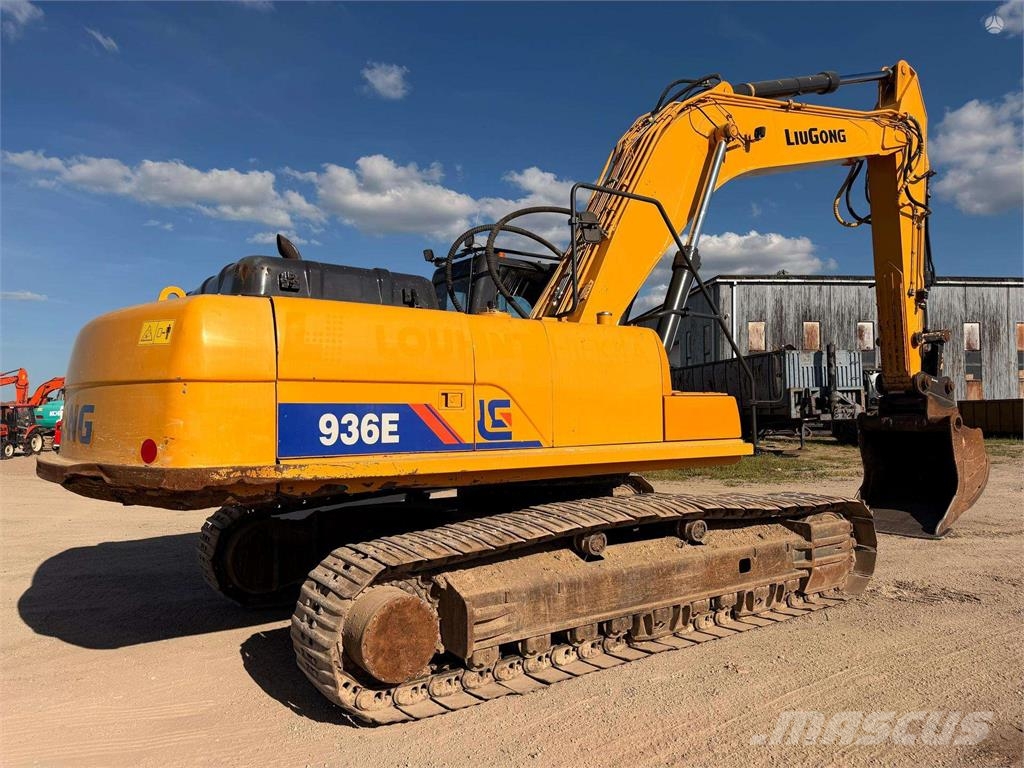LiuGong CLG 936 E ( komatsu ) Pásová rýpadla