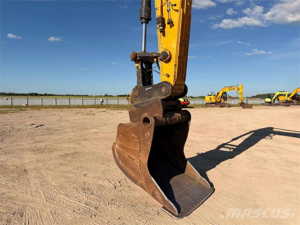 LiuGong CLG 936 E ( komatsu ) Pásová rýpadla
