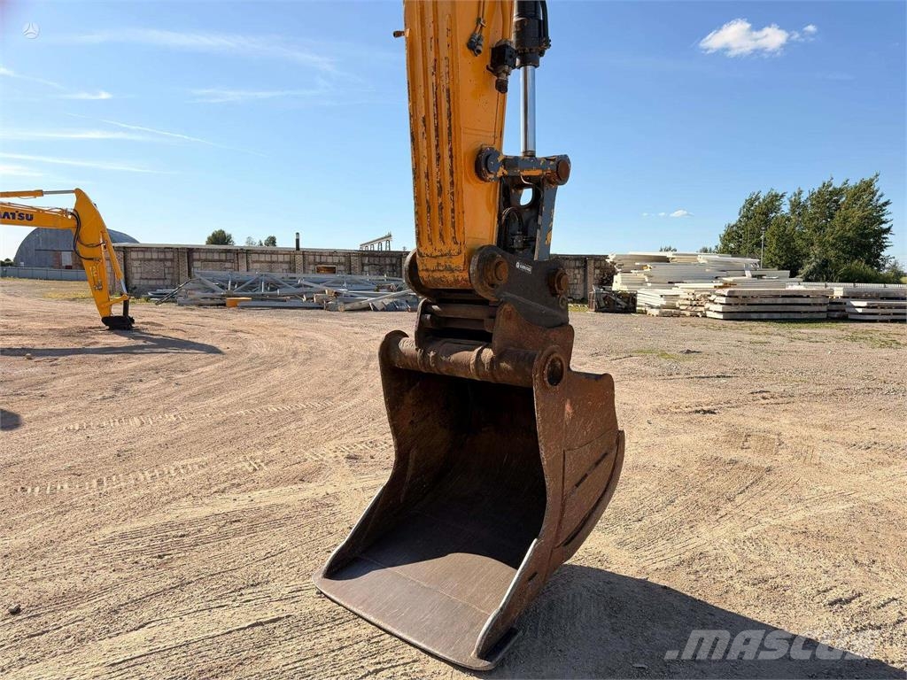 LiuGong CLG 936 E ( komatsu ) Pásová rýpadla