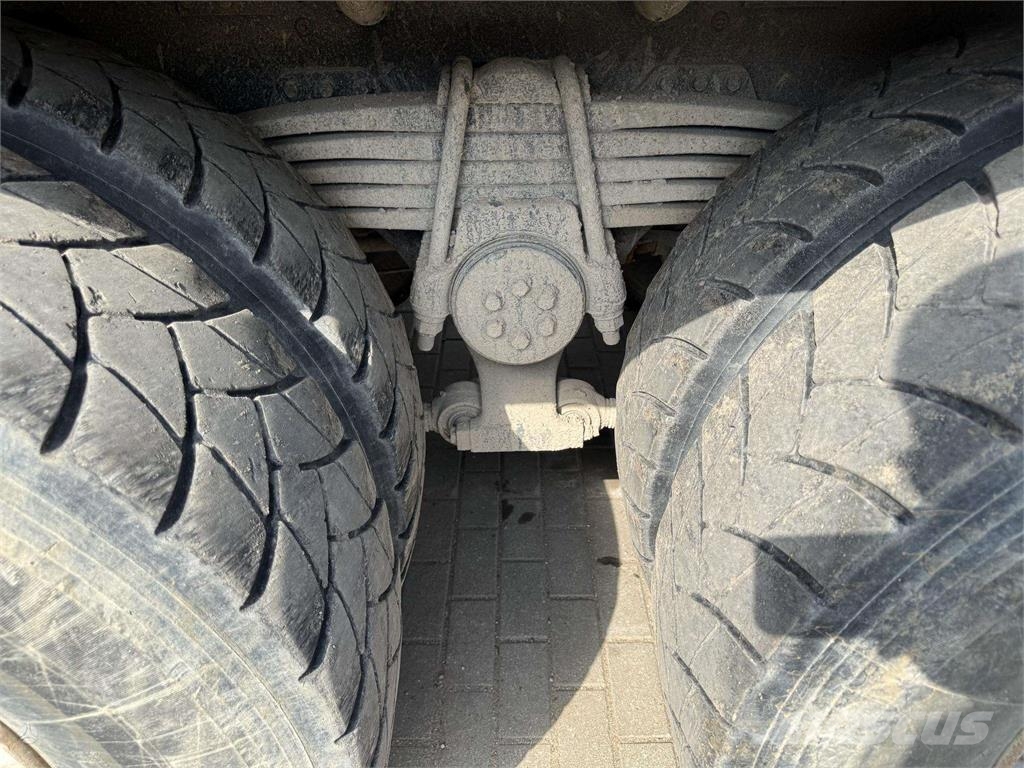 MAN TGA 33.350 6x4 Camiones bañeras basculantes o volquetes