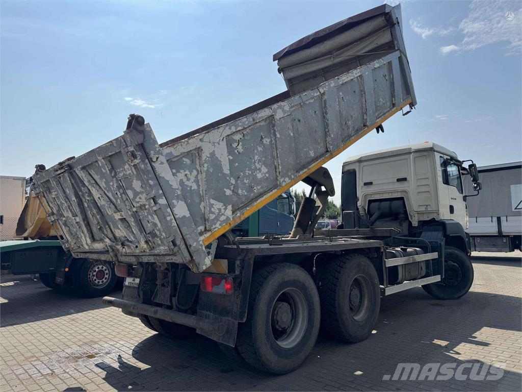 MAN TGA 33.350 6x4 Camiones bañeras basculantes o volquetes