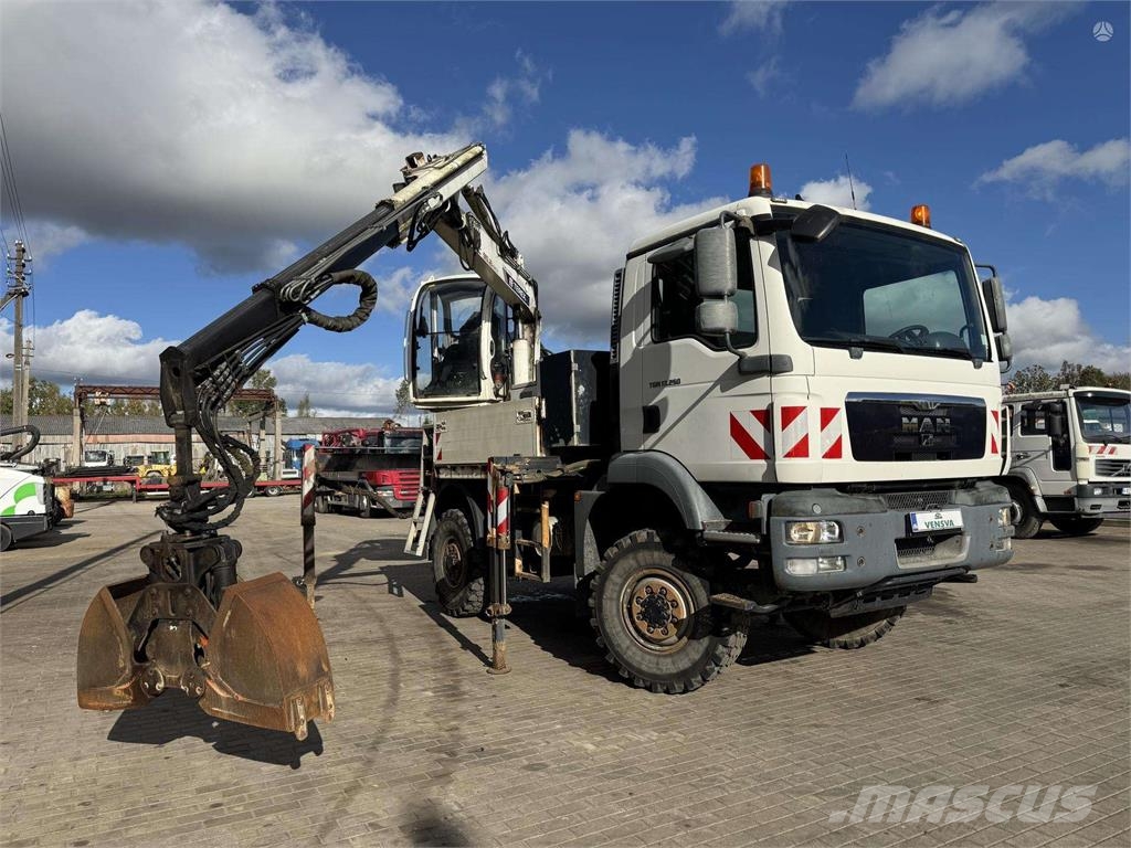 MAN TGM 13.250 4x4 + Terex 95.2HDS Kranbil