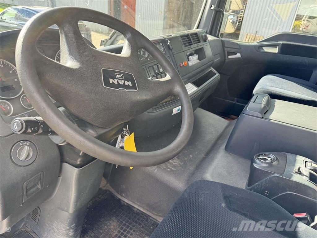 MAN TGM 13.250 4x4 + Terex 95.2HDS Kranbil