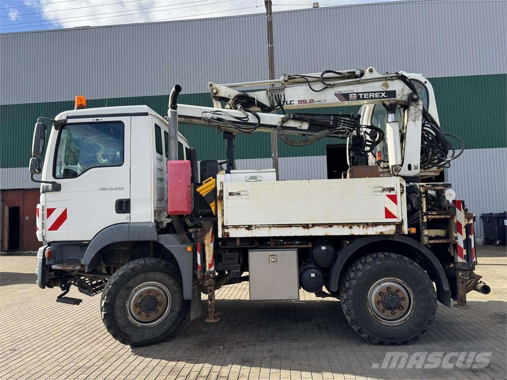 MAN TGM 13.250 4x4 + Terex 95.2HDS Kranbil