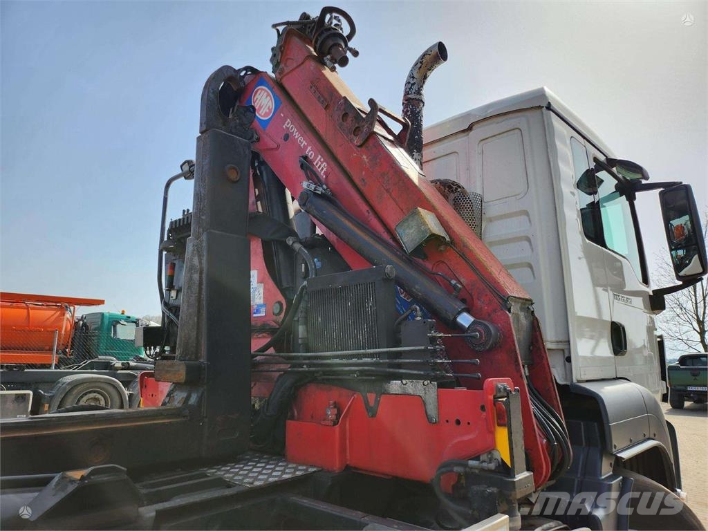 MAN TGS 26.320 6x2-4 + Hyvalift + HMF 1643-Z2 Камиони с кран с кука