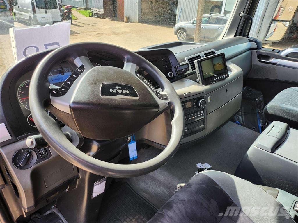 MAN TGS 26.320 6x2-4 + Hyvalift + HMF 1643-Z2 شاحنات قلابة