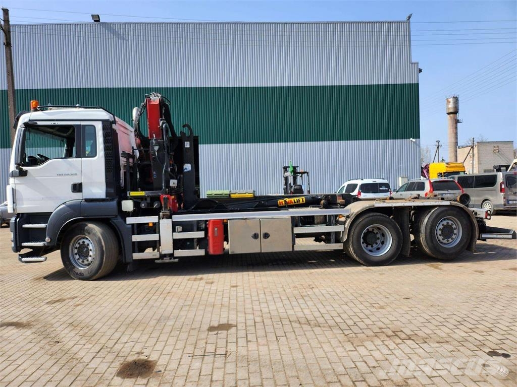 MAN TGS 26.320 6x2-4 + Hyvalift + HMF 1643-Z2 شاحنات قلابة