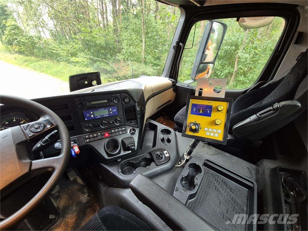 MB Trac Arocs 6x6 Schneeschilde und -pflüge